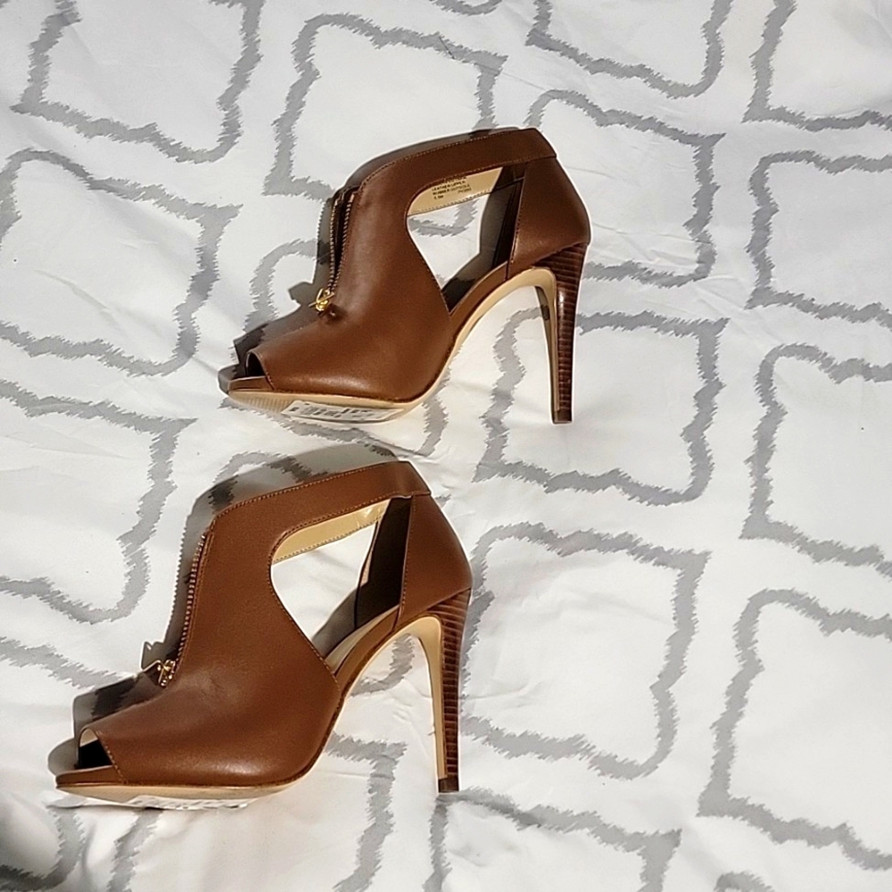 Michael Kors Brown booties